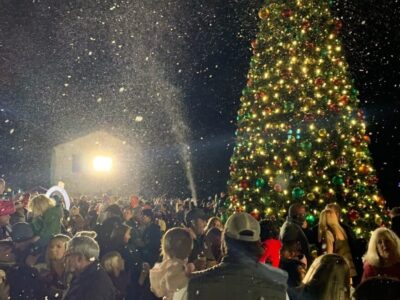 Prattville Christmas Tree Lighting Draws Big Crowd as the City Ushers in the Holidays
