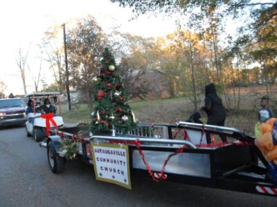 Autaugaville Rings in the Christmas Season with Tree Lighting, Parade through Town Dec. 1