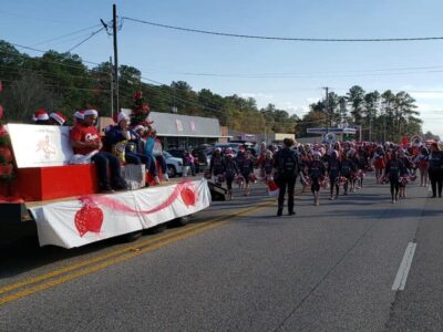 PHOTOS: Christmas Parade, Festival in Millbrook Draws Thousands to Main Street for Annual Events