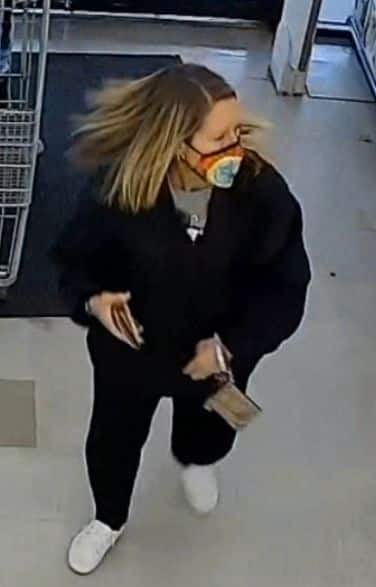 Prattville PD, CrimeStoppers Seek Identity of Female Wanted for Theft; Reward Offered