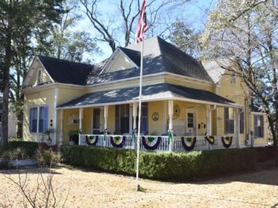 ‘Yardi Gras’ Creating Captivating Homes and Businesses Across Prattville
