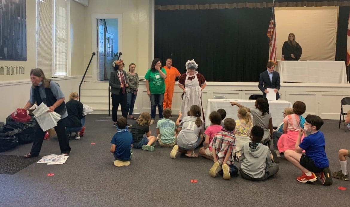 Prattville Primary School Students Enjoy Law Day; Learn About Judicial