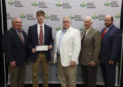Noah Carter, of Autauga County, receives Scholarship from Alabama Farmers Agriculture Foundation