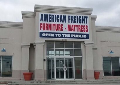 American Freight Store Hosts Grand Opening in Prattville