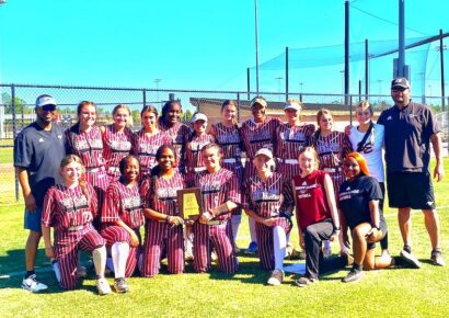 SEHS Lady Mustangs’ Softball Advances to Class 6A Regionals for First Time in 3 Years
