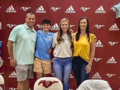 SEHS Golfer Kara Busbin Signs College Scholarship with Southern Union