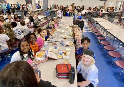 Elmore County Child Nutrition HOT SPOT food truck makes first appearance at Coosada Elementary